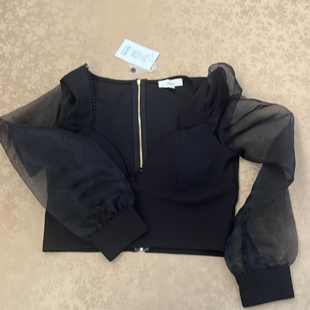 Black crop top